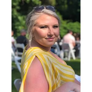 Meet your Posher, Chloe